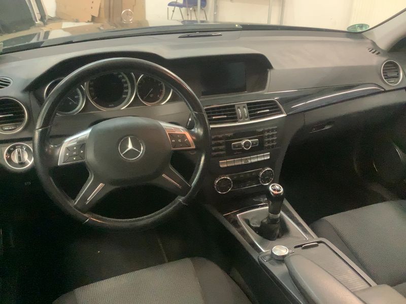 Mercedes-Benz C-Klasse C 180 CGI T BlueEfficiency Classic 2011 – снимка 18