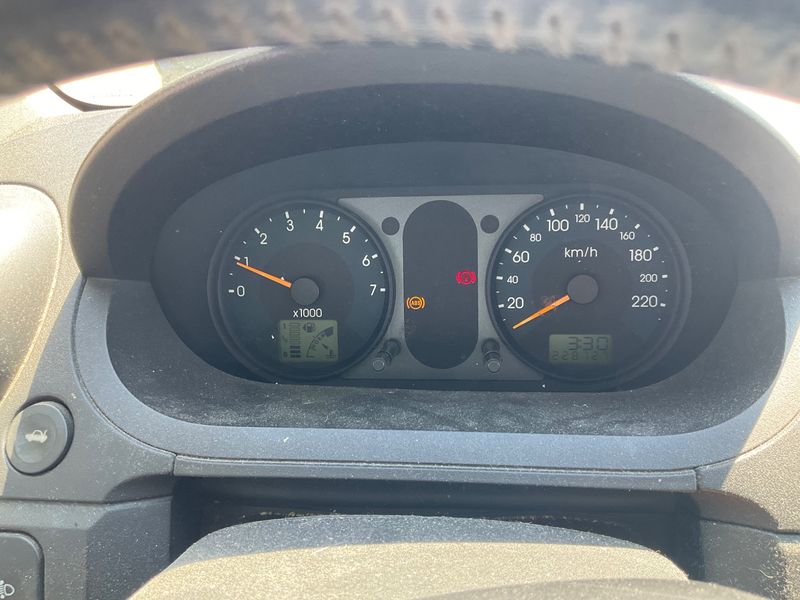 Ford Fiesta 1.6 Trend 2003 – снимка 4
