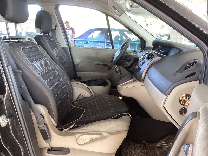 Renault Grand Scenic 1.9 dCi Expression 2007 – снимка 3
