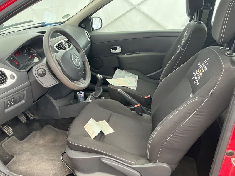 Renault Clio 1.2 YAHOO! 2012 – снимка 3