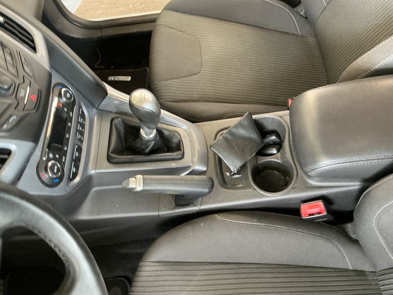 Ford Focus 1.6 TDCi Titanium 2014 – снимка 31