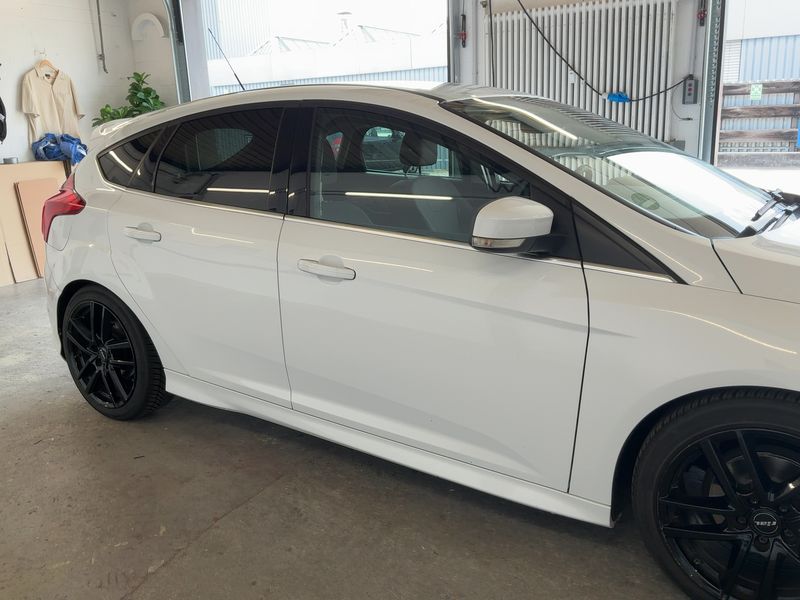 Ford Focus 1.6 TDCi Titanium 2014 – снимка 10