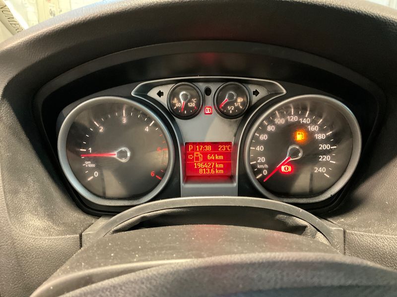 Ford Focus 2.0 TDCi Titanium 2009 – снимка 4