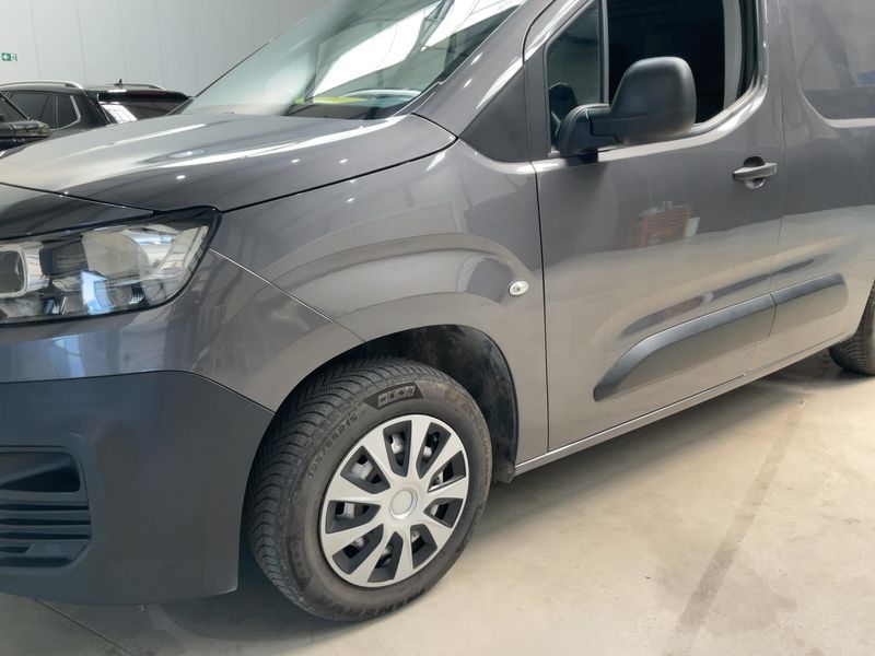 Citroen Berlingo 1.5 Blue-HDi Control M 2020 – снимка 2