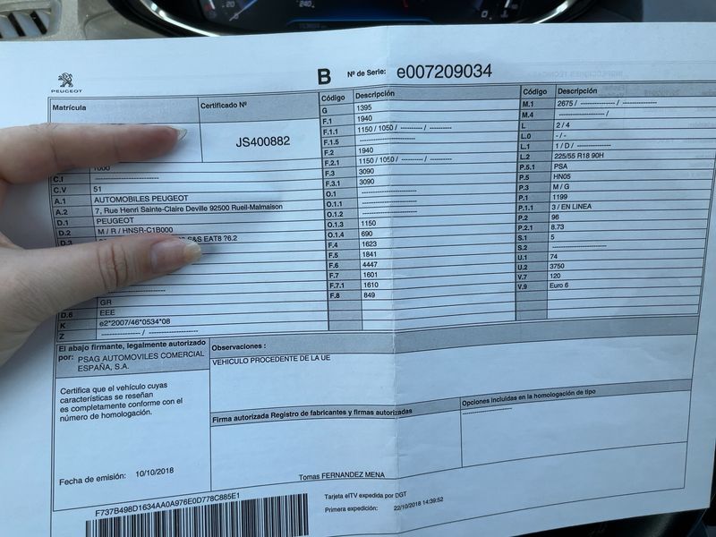Peugeot 3008 1.2 PureTech Allure 2018 – снимка 21