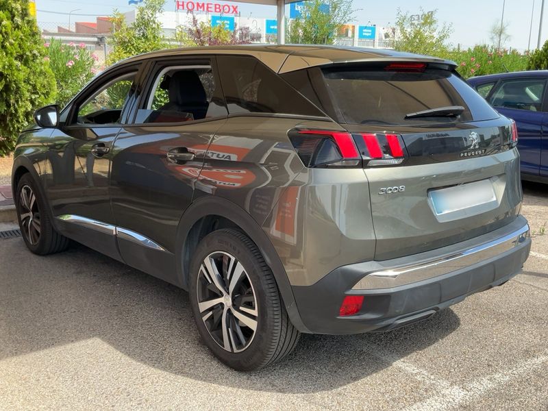 Peugeot 3008 1.2 PureTech Allure 2018 – снимка 6