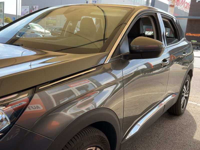 Peugeot 3008 1.2 PureTech Allure 2018 – снимка 2