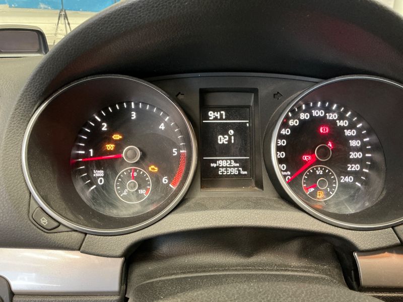 Volkswagen Golf VI 1.6 TDI Trendline 2009 – снимка 4