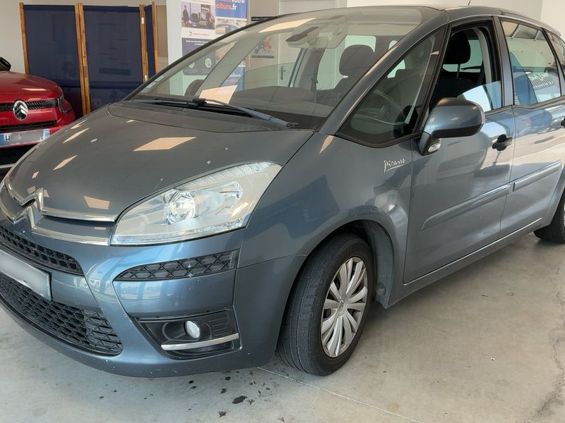Citroen C4 Picasso 1.6 HDi Business Class 2011 – снимка 2