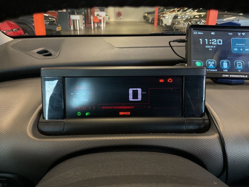 Citroen C4 Cactus 1.6 Blue-HDi Business Class 2015 – снимка 13