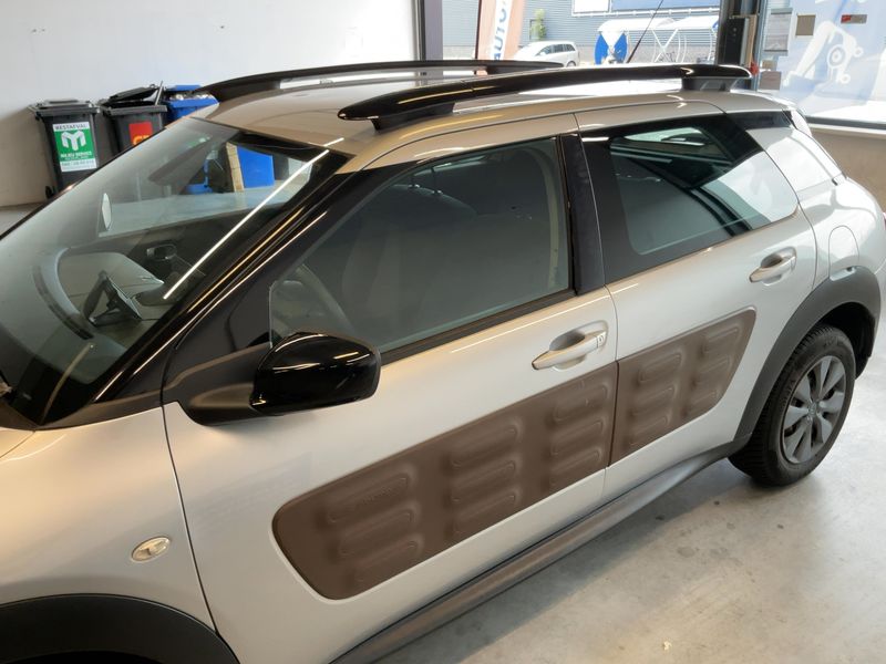 Citroen C4 Cactus 1.6 Blue-HDi Business Class 2015 – снимка 4