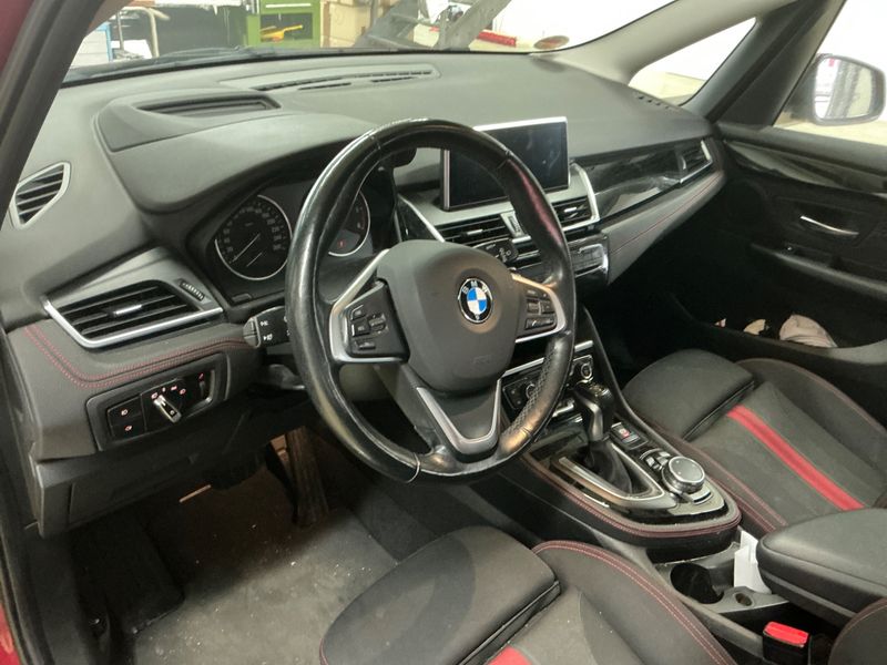 BMW 2er 220d Gran Tourer Sport Line 2016 – снимка 29