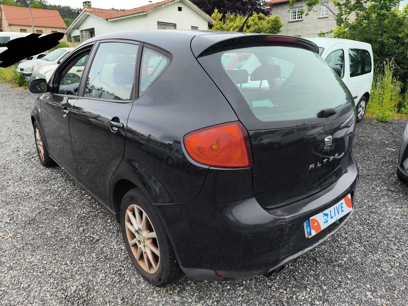 Seat Altea 2.0 TDI Stylance / Style 2011 – снимка 3