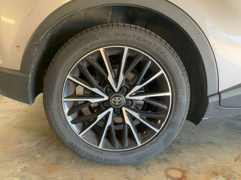 Toyota C-HR 1.8 Hybrid Distinctive 2017 – снимка 9
