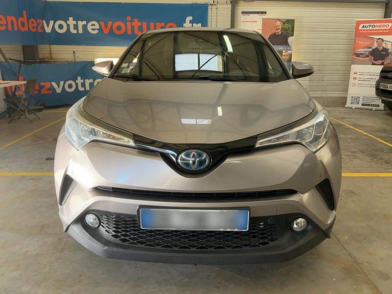 Toyota C-HR 1.8 Hybrid Distinctive 2017 – снимка 14