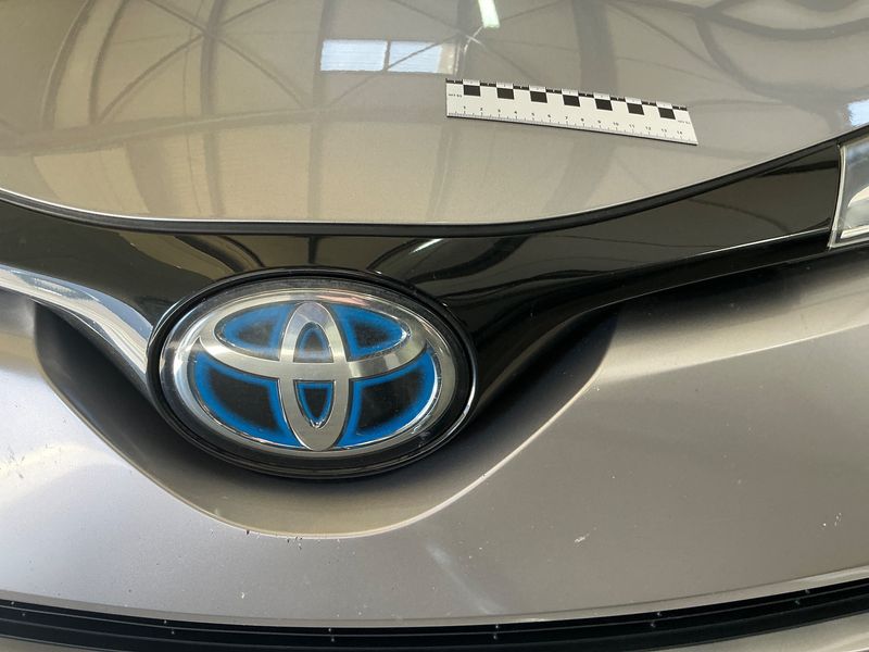 Toyota C-HR 1.8 Hybrid Distinctive 2017 – снимка 33