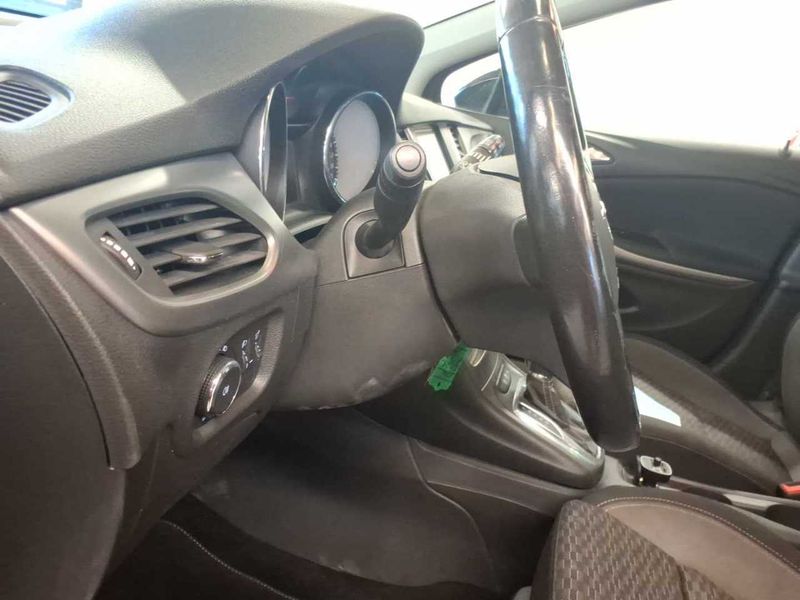 Opel Astra 1.5 CDTI Edition Start/Stop 2022 – снимка 16