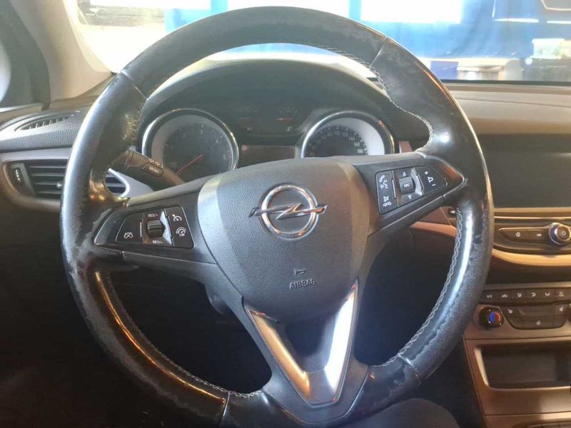Opel Astra 1.5 CDTI Edition Start/Stop 2022 – снимка 12