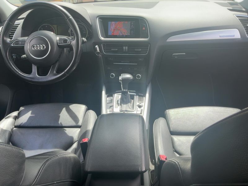 Audi Q5 2.0 TDI quattro Avus 2012 – снимка 17
