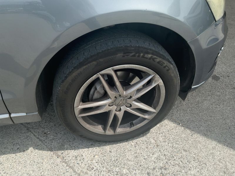 Audi Q5 2.0 TDI quattro Avus 2012 – снимка 11