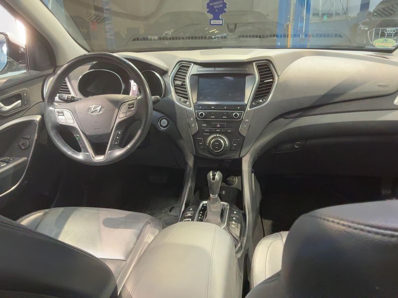 Hyundai Santa Fe 2.2 CRDi Platin 4WD 2017 – снимка 17