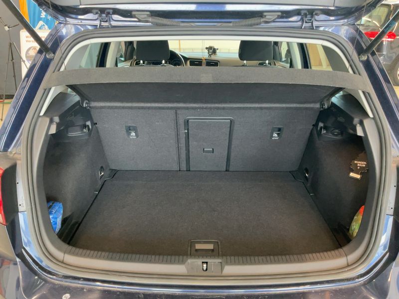 Volkswagen Golf VII 1.6 TDI Comfortline BlueMotion Tech 2012 – снимка 15