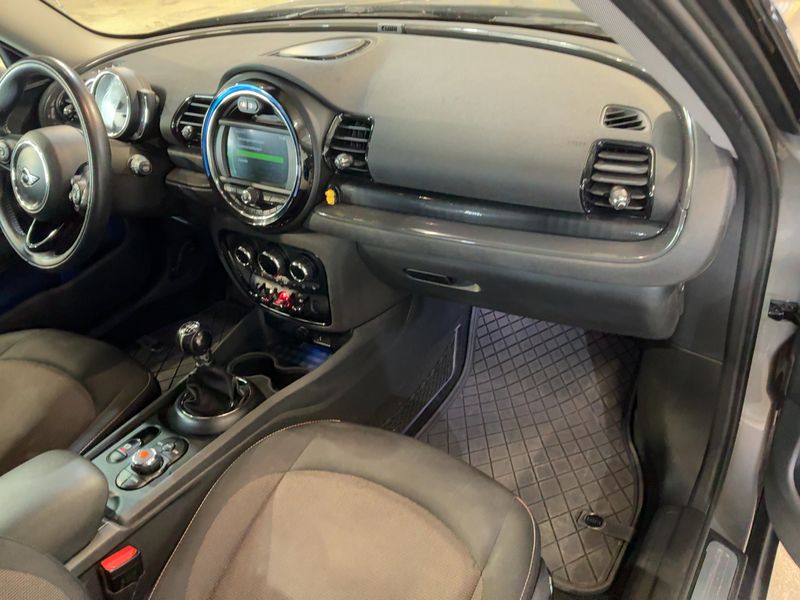 MINI Clubman One 2018 – снимка 18