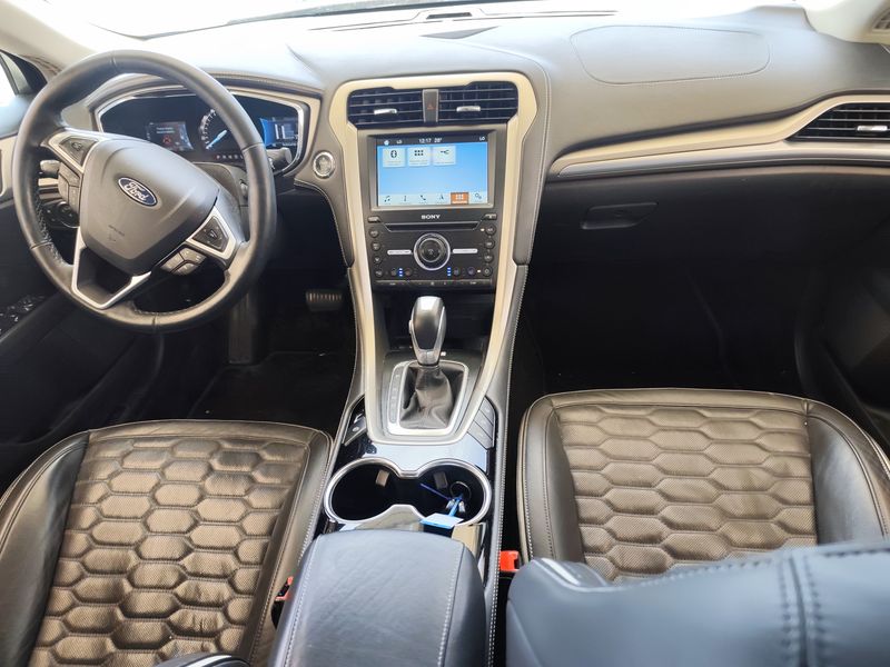 Ford Mondeo 2.0 Hybrid Vignale 2017 – снимка 11