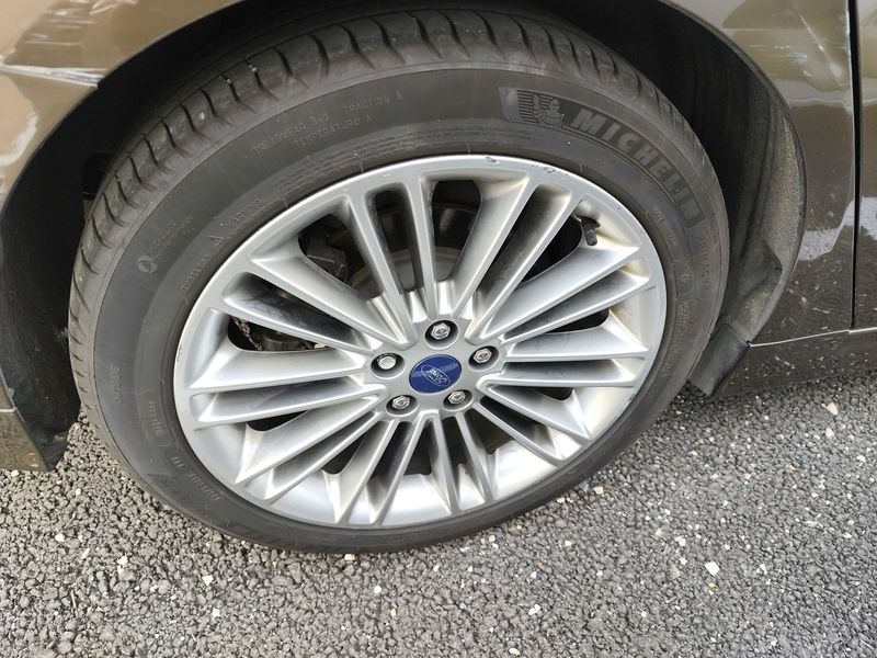 Ford Mondeo 2.0 Hybrid Vignale 2017 – снимка 18