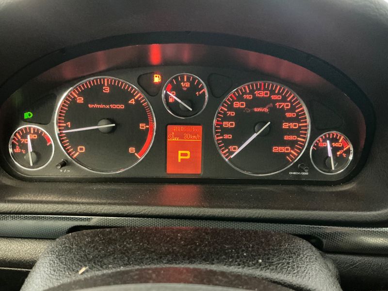 Peugeot 407 2.0 HDi Griffe 2004 – снимка 4