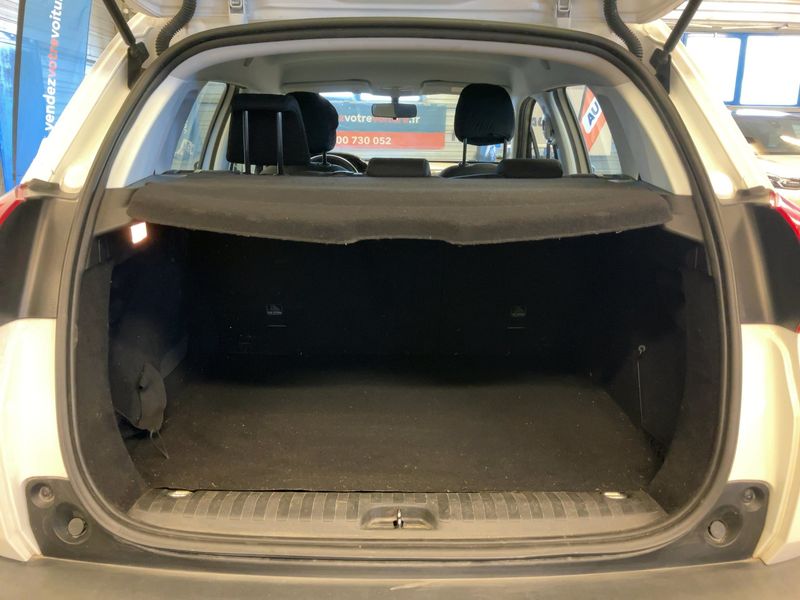Peugeot 2008 1.2 VTi Active 2016 – снимка 15