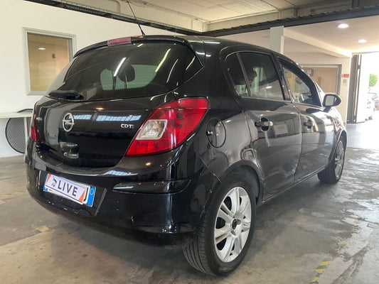 Opel Corsa 1.3 CDTI Elective 2011 – снимка 2