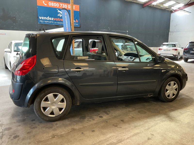 Renault Scenic 1.5 dCi Latitude 2008 – снимка 2