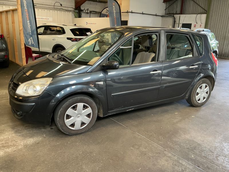 Renault Scenic 1.5 dCi Latitude 2008 – снимка 1