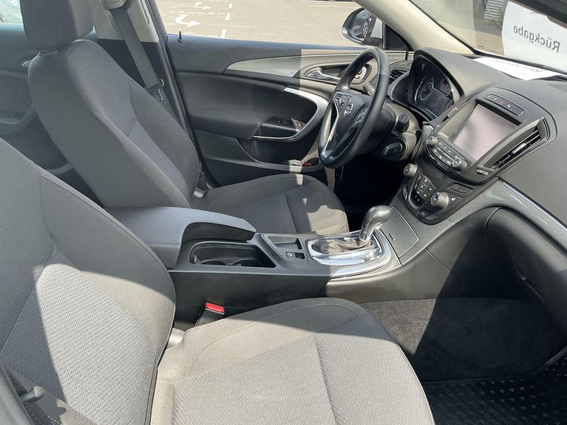 Opel Insignia 1.6 CDTI DPF Edition 2016 – снимка 16
