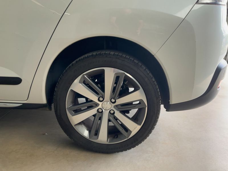 Peugeot 3008 1.6 Blue-HDi Allure 2016 – снимка 5