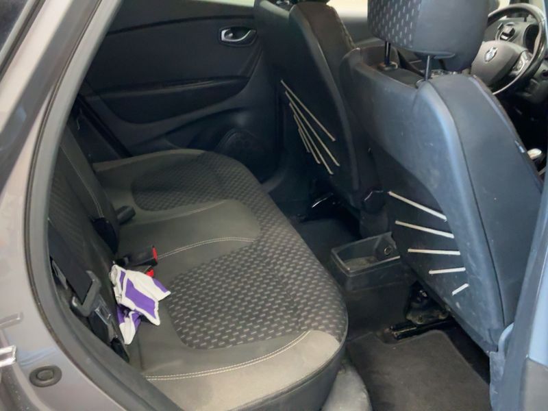 Renault Captur 1.5 dCi Intens 2018 – снимка 19