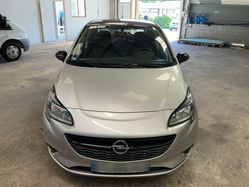 Opel Corsa 1.4 Color Edition 2018 – снимка 14