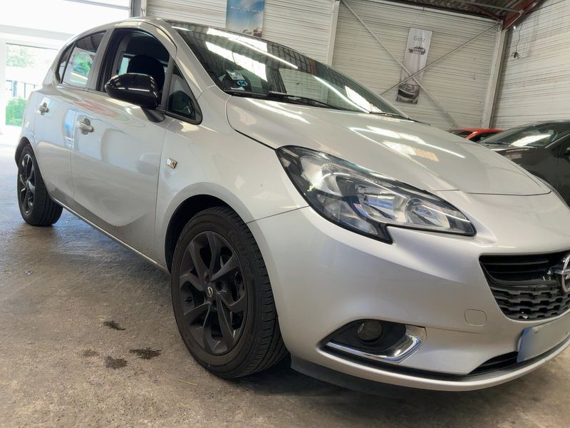 Opel Corsa 1.4 Color Edition 2018 – снимка 12