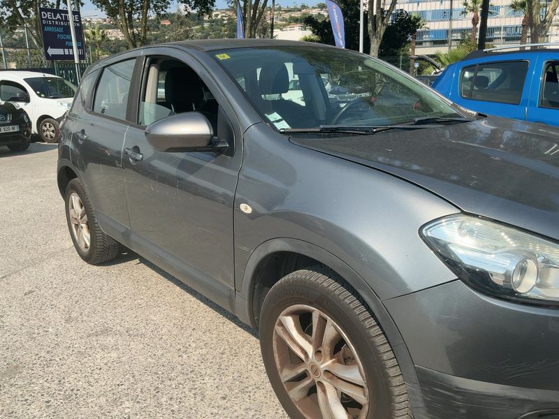 Nissan Qashqai 2.0 dCi Acenta 4x4 2011 – снимка 12