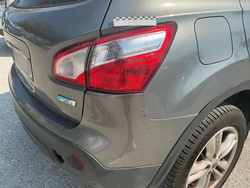 Nissan Qashqai 2.0 dCi Acenta 4x4 2011 – снимка 31