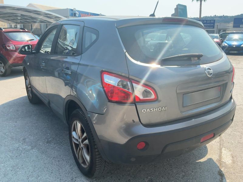 Nissan Qashqai 2.0 dCi Acenta 4x4 2011 – снимка 6