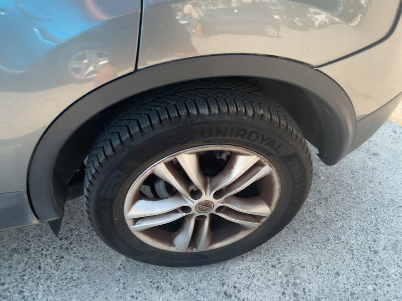 Nissan Qashqai 2.0 dCi Acenta 4x4 2011 – снимка 5