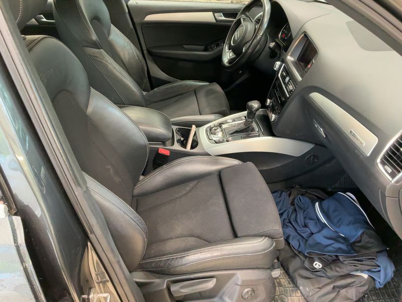 Audi Q5 2.0 TDI quattro 2012 – снимка 16