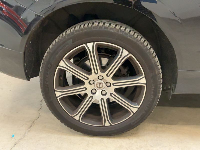 Volvo XC60 2.0 D5 Inscription Luxe AWD 2017 – снимка 9