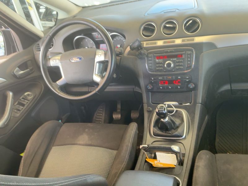 Ford S-Max 2.0 TDCi Trend 2013 – снимка 17