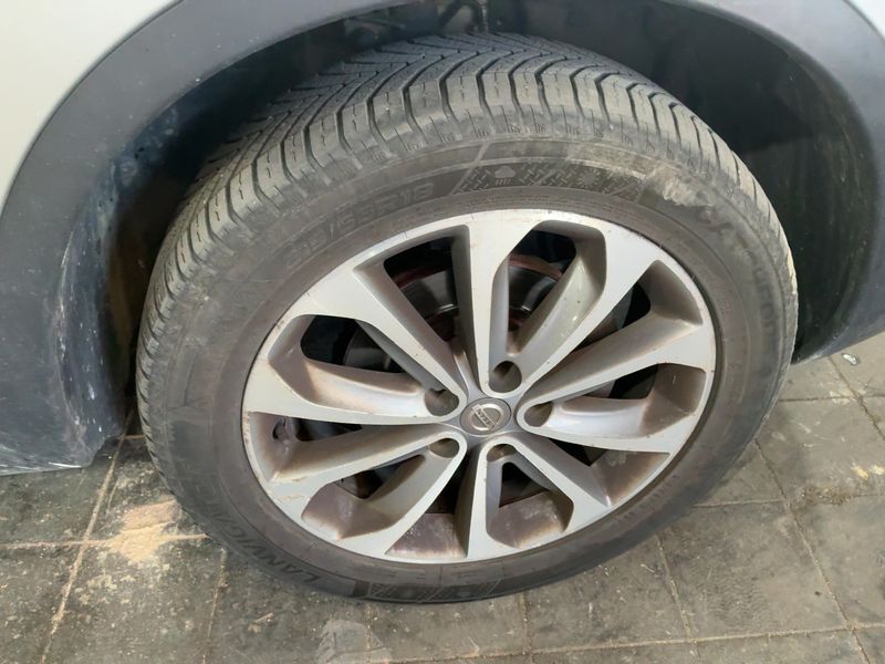 Nissan Qashqai 1.6 dCi Tekna Sport 2014 – снимка 11