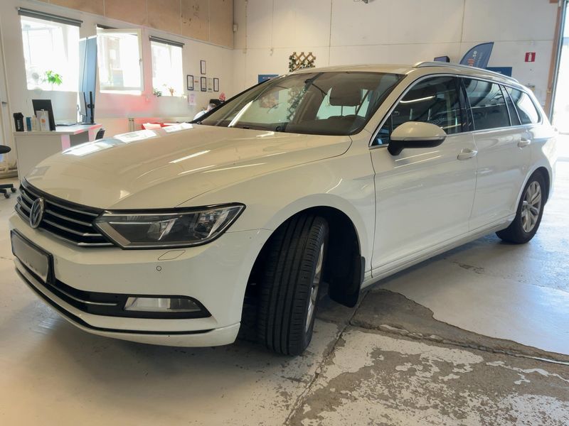 Volkswagen Passat 1.4 TSI ACT Comfortline BlueMotion Tech 2016 – снимка 1