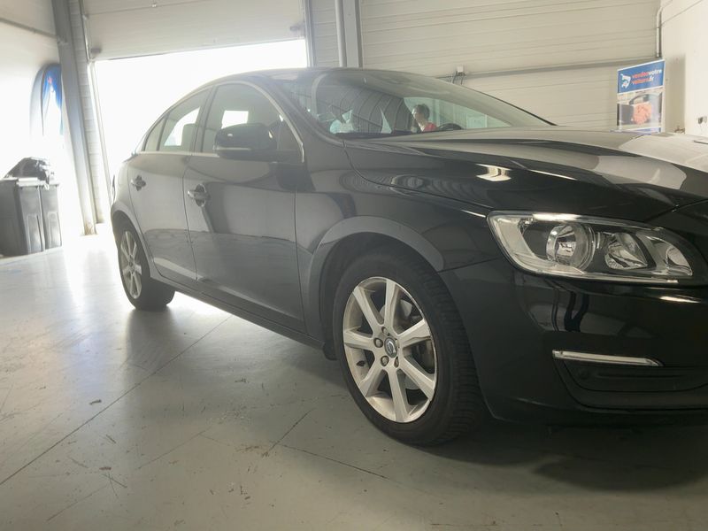Volvo S60 2.0 D3 Momentum 2016 – снимка 12
