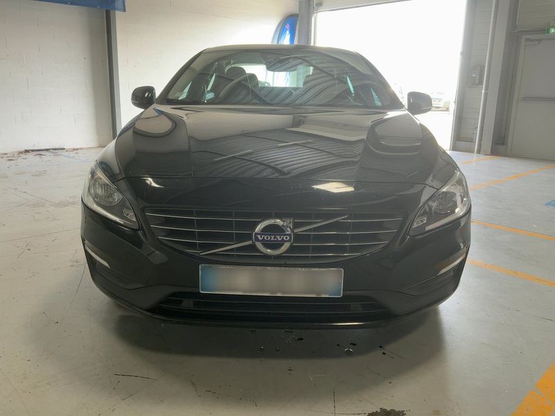 Volvo S60 2.0 D3 Momentum 2016 – снимка 14